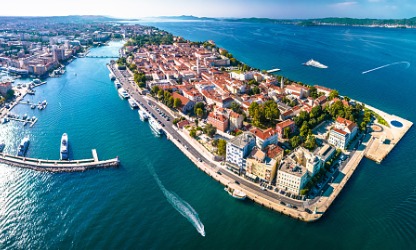 Malerische Insel Vis Waterfront, Dalmatien, Kroatien