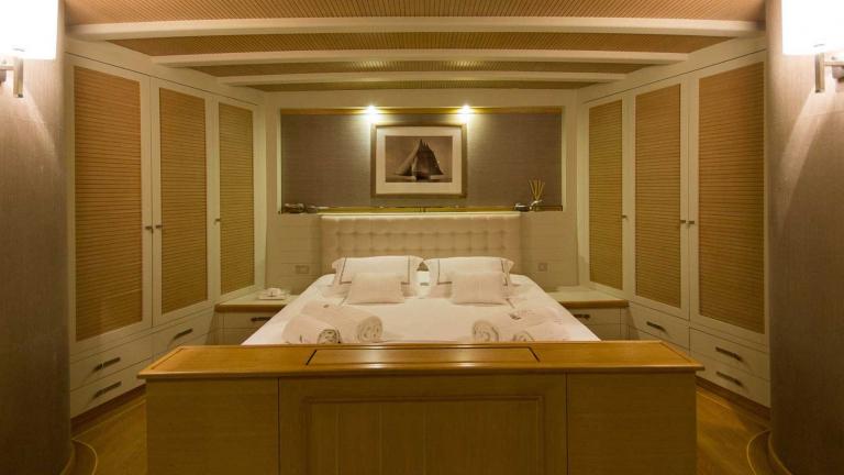 Guest cabin of luxury gulet Cobra King image 1